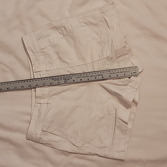 A new day white shorts women's size 6 - Picture 2 of 4